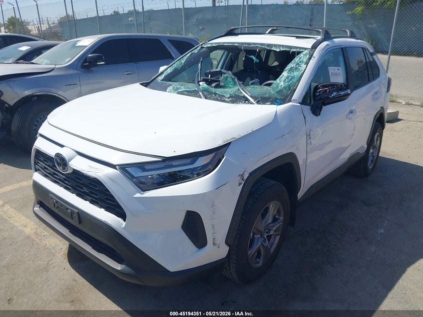 2025 Toyota Rav4 Xle 2T3W1RFV3SC364072 photo 1