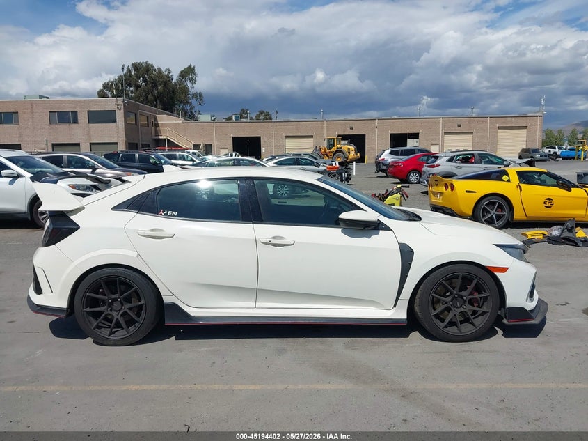 2018 Honda Civic Type R Touring VIN: SHHFK8G77JU204303 Lot: 45194402