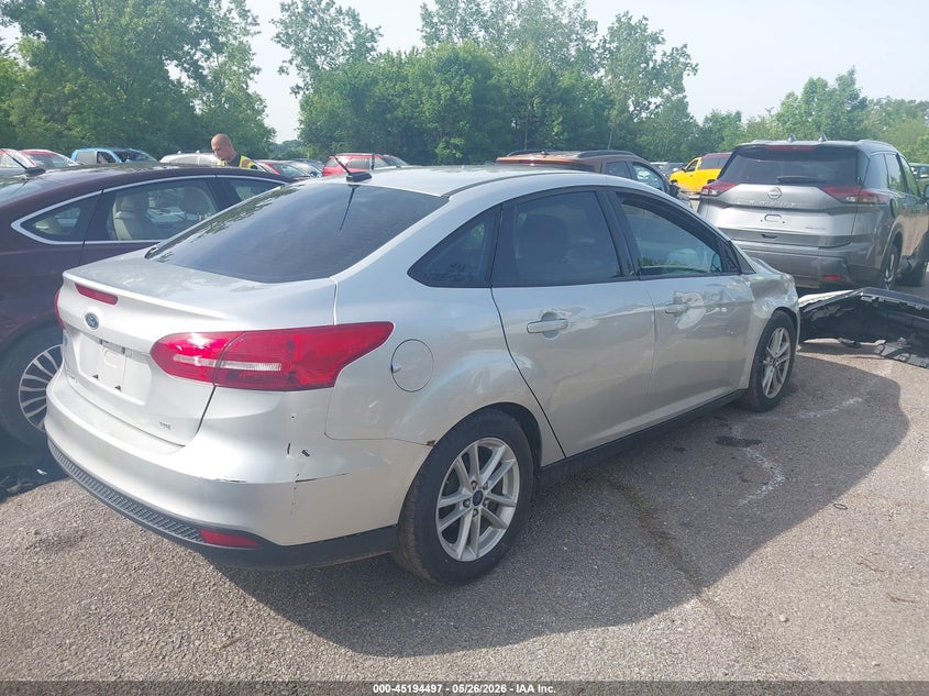 Vin: 1fadp3f27hl318723, lot: 45692225, ford focus se 20174