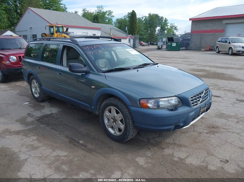 2001 VOLVO V70 XC