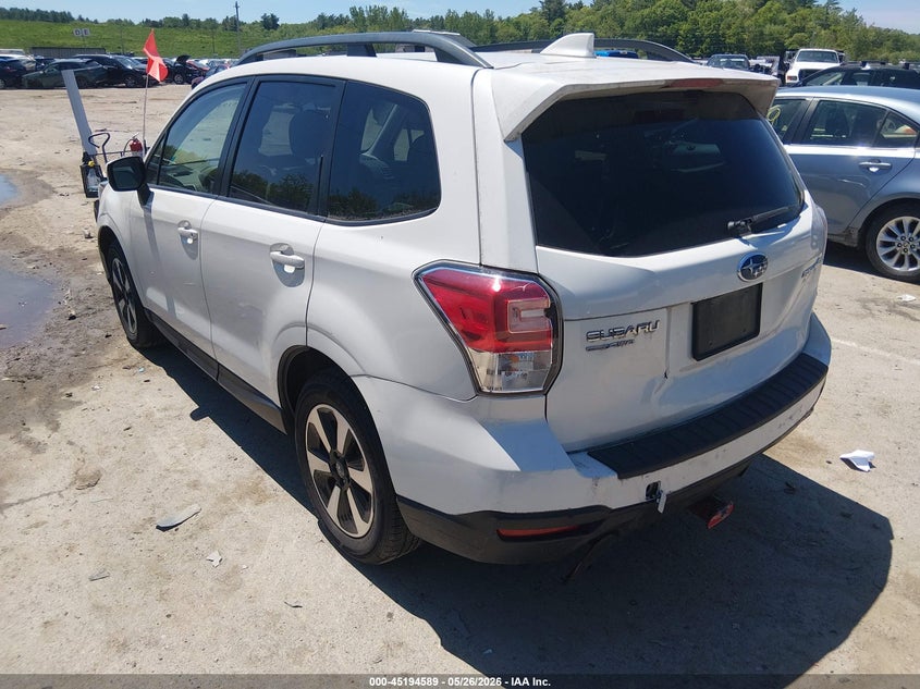 2018 SUBARU FORESTER auction photo 3