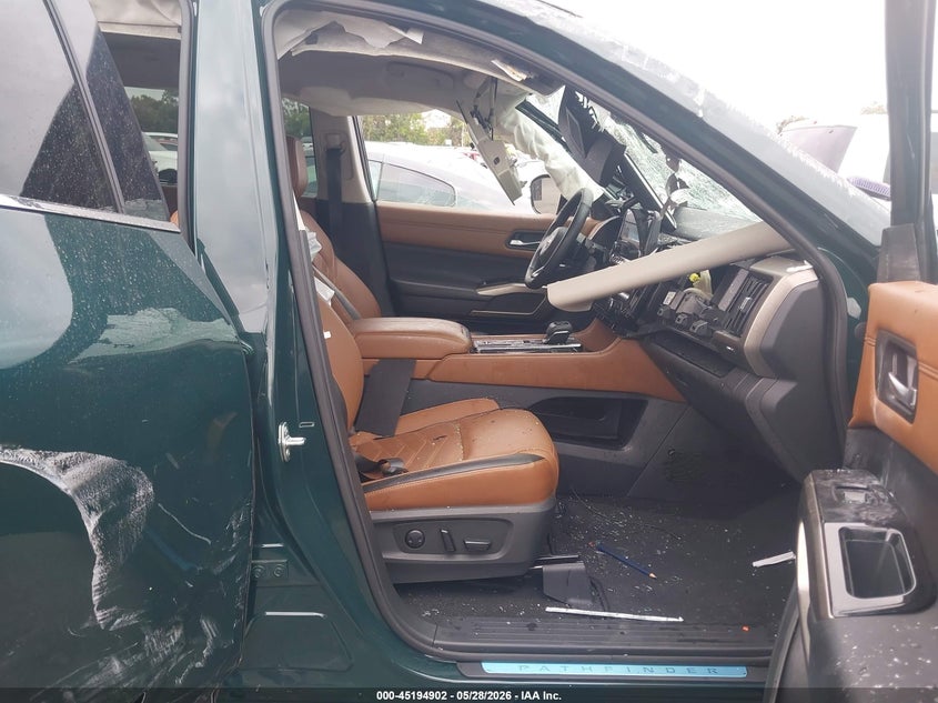 2023 NISSAN PATHFINDER auction photo 5