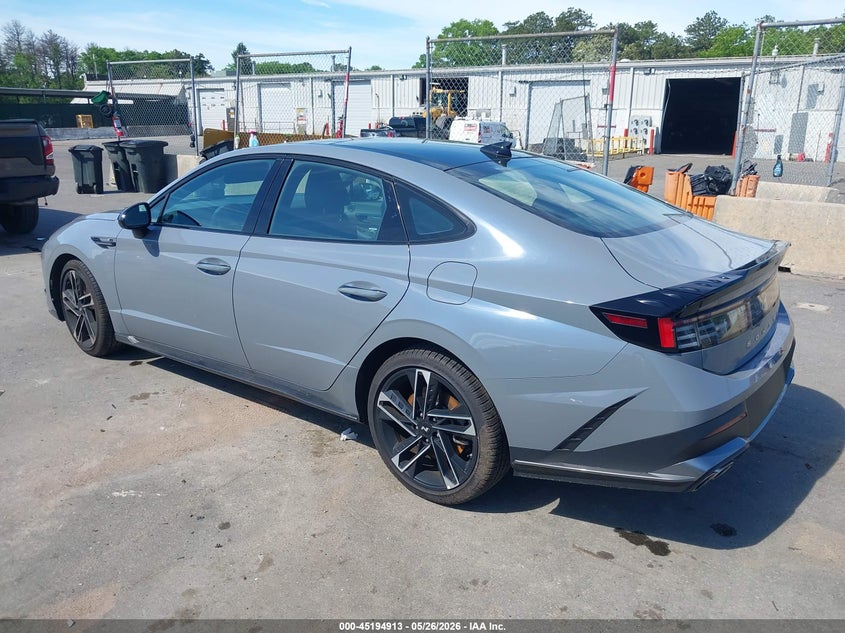 2026 HYUNDAI SONATA auction photo 3