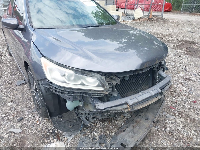 2017 HONDA ACCORD auction photo 6