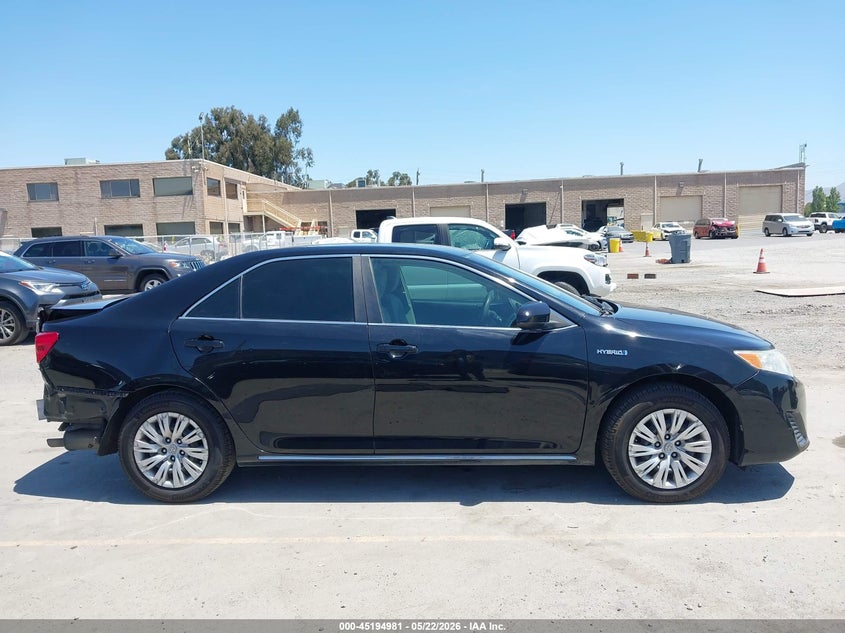AtlanticExpress - Toyota Camry Hybrid