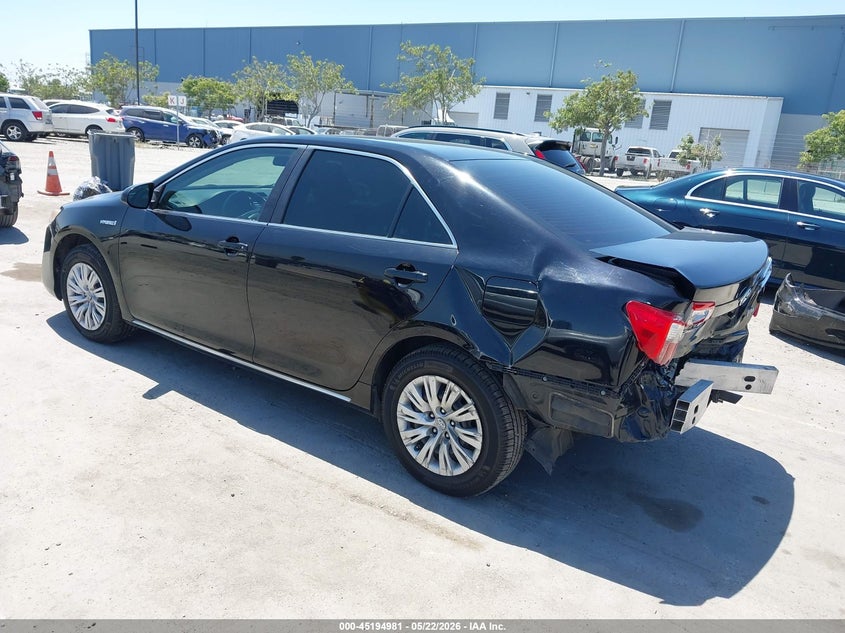 AtlanticExpress - Toyota Camry Hybrid