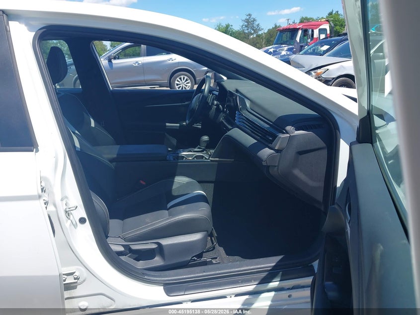 2025 TOYOTA CAMRY auction photo 5