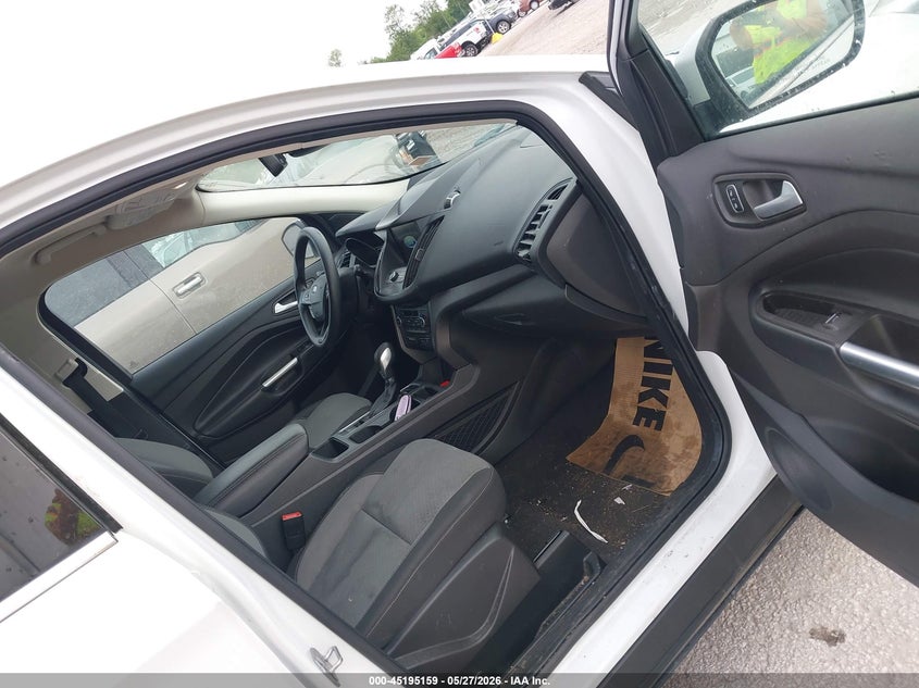 2019 FORD ESCAPE auction photo 5