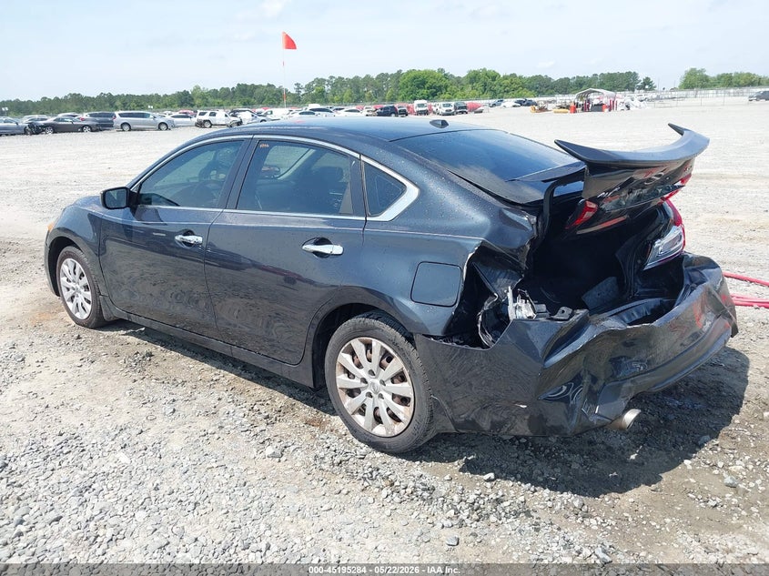 2017 NISSAN ALTIMA — zdjęcie 3