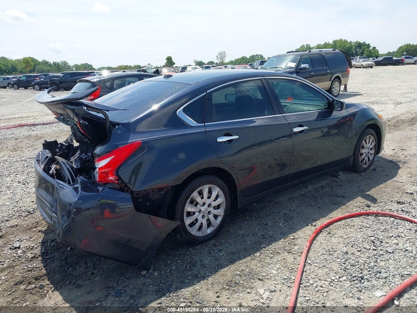 2017 NISSAN ALTIMA — zdjęcie 4