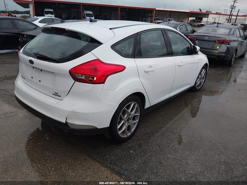 Vin: 1fadp3k29fl283640, lot: 45693099, ford focus se 20154
