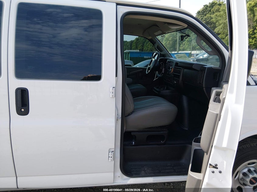 VIN: 1GTW7AFP2K1300880 2019 GMC SAVANA 2500 WORK VAN