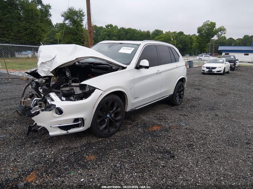 2015 BMW X5 auction photo 2