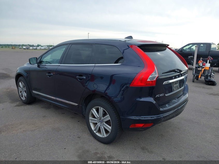 2016 VOLVO XC60 auction photo 3