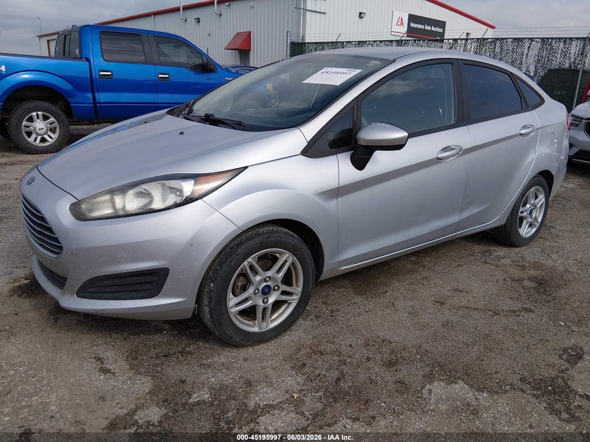 Vin: 3fadp4bj2hm169252, lot: 45693726, ford fiesta se 20172