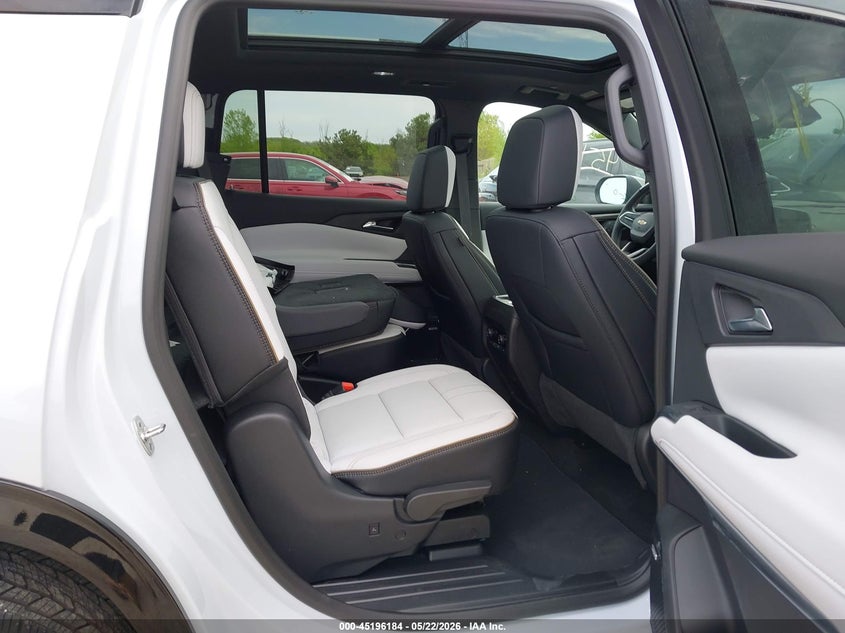 2026 CHEVROLET TRAVERSE auction photo 8