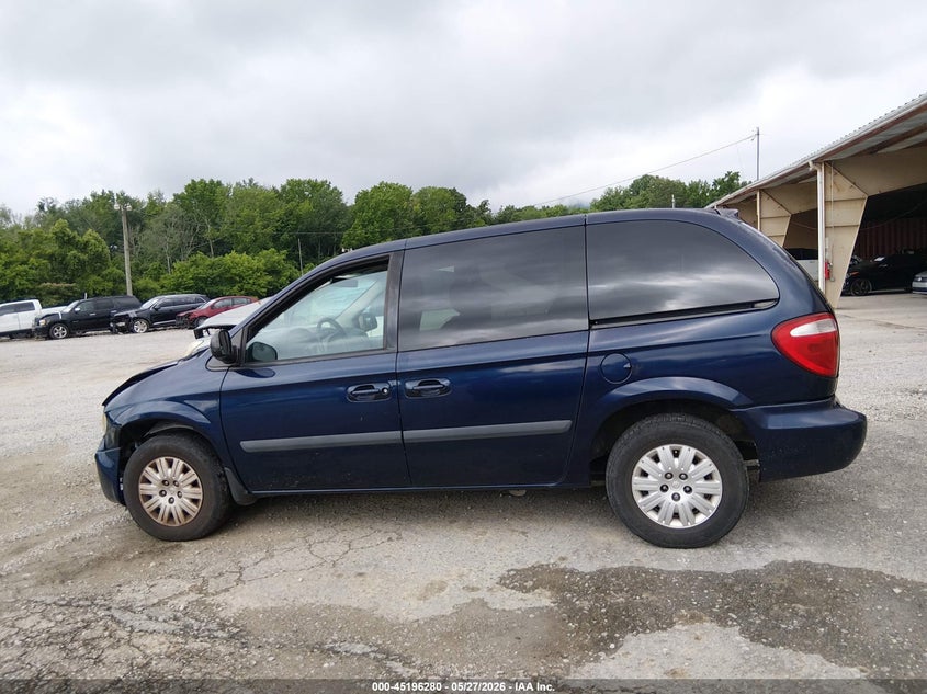 2005 Chrysler Town & Country VIN: 1C4GP45R55B330222 Lot: 45196280
