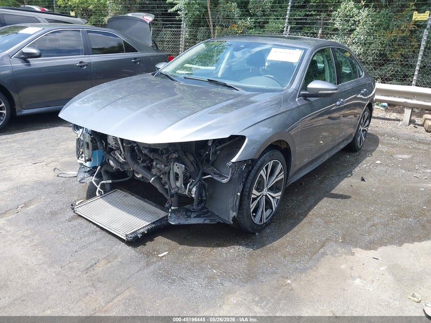 2022 VOLKSWAGEN PASSAT 2.0T SE — Photo 2