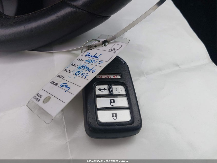 VIN 19XFC1F7XHE215142 2017 HONDA CIVIC EX-L
