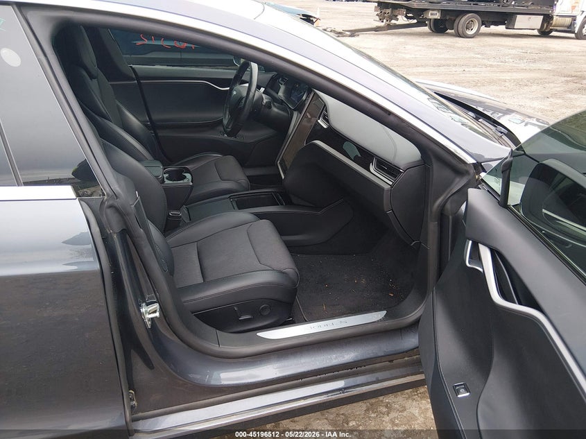 2019 TESLA MODEL S auction photo 5