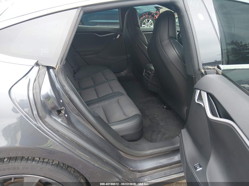 2019 TESLA MODEL S auction photo 8