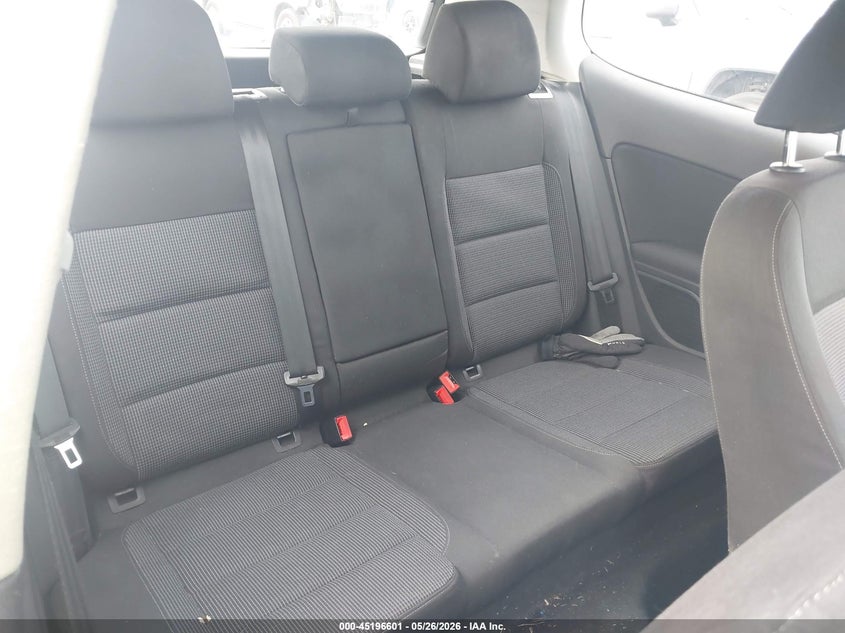 2012 Volkswagen Golf 2.5L 2-Door VIN: WVWBB7AJ1CW301414 Lot: 45196601