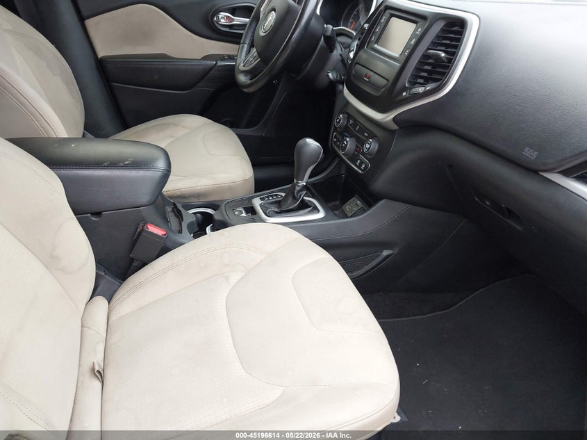 2016 JEEP CHEROKEE auction photo 5