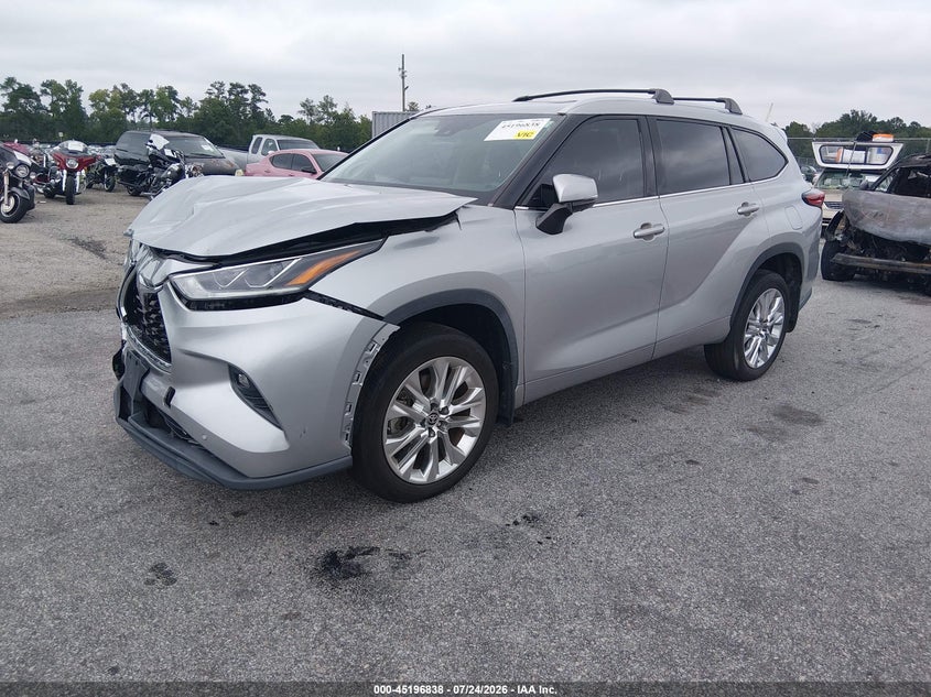 2020 TOYOTA HIGHLANDER auction photo 2
