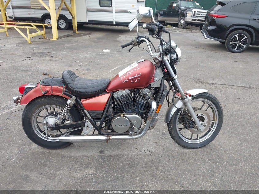 1985 Honda Vt700 C VIN: JH2RC1907FM111709 Lot: 45196942