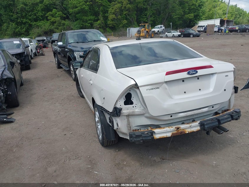 2011 FORD FUSION auction photo 3