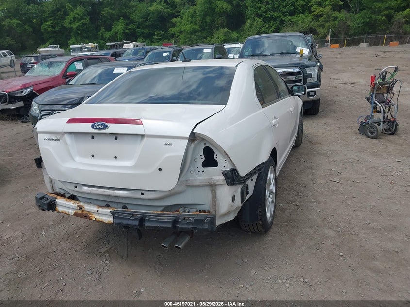 2011 FORD FUSION auction photo 4