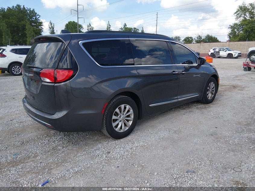 Vin: 2c4rc1bg5hr667663, lot: 45694763, chrysler pacifica touring-l 20174