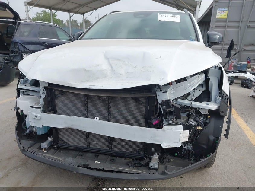 2025 Volvo Xc40 B5 Plus Dark Theme VIN: YV4L12UC2S2452725 Lot: 45197089