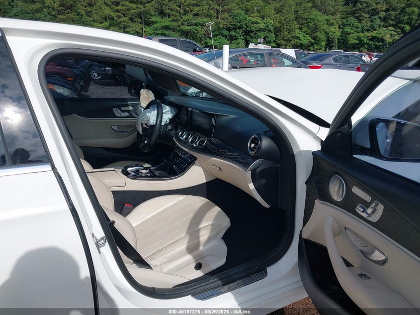 2017 MERCEDES-BENZ E 300 auction photo 5