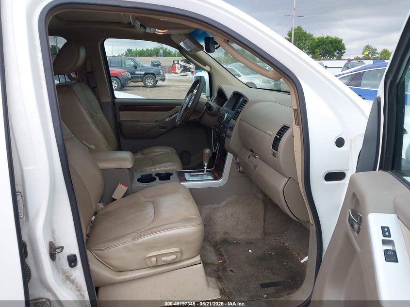 2011 NISSAN PATHFINDER auction photo 5