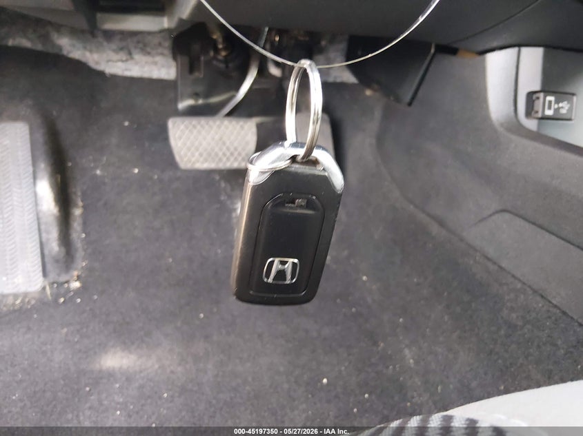 VIN 19XFC2F74HE070704 2017 HONDA CIVIC EX