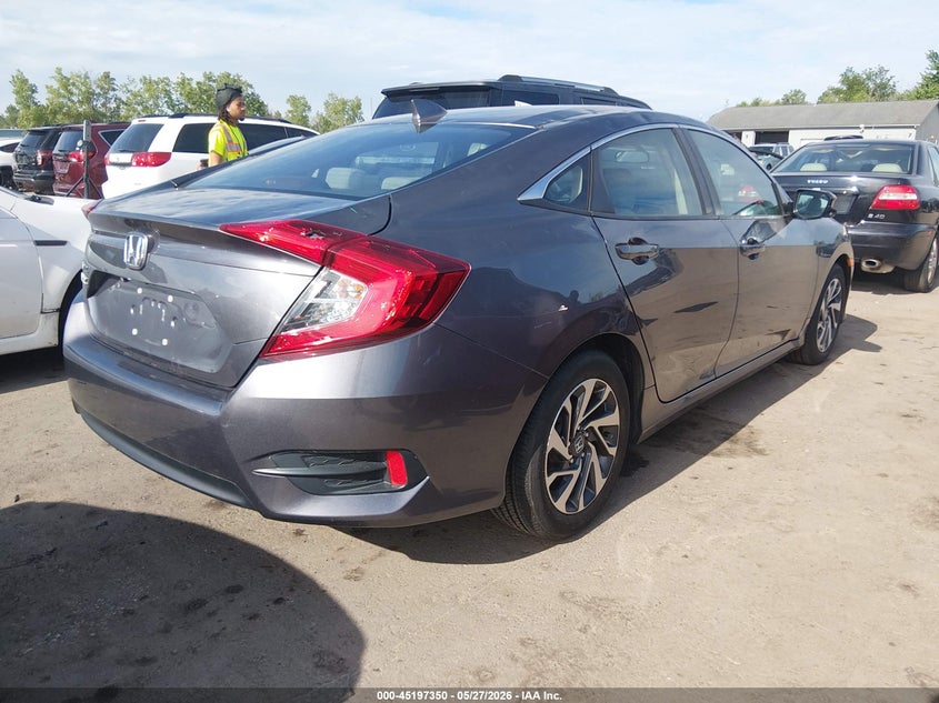 VIN 19XFC2F74HE070704 2017 HONDA CIVIC EX