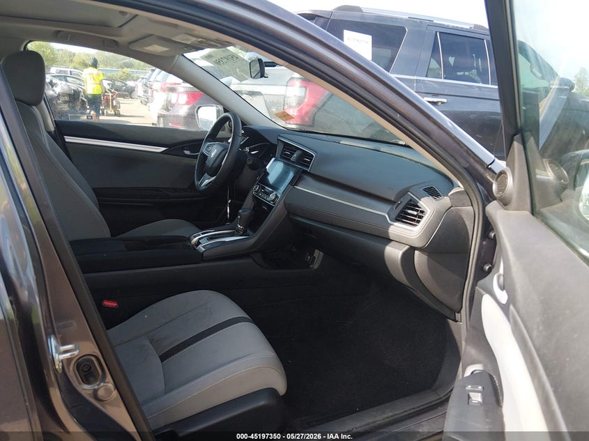 VIN 19XFC2F74HE070704 2017 HONDA CIVIC EX