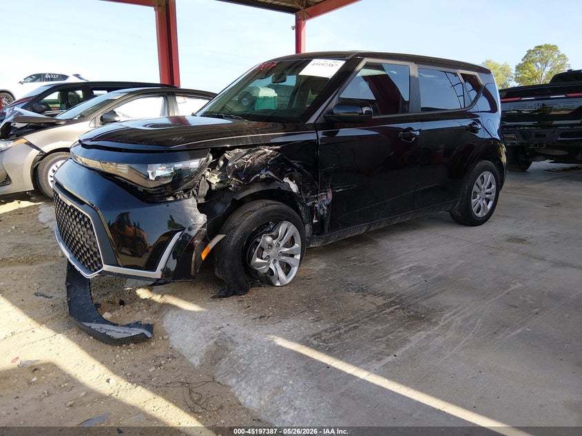 2023 KIA SOUL auction photo 2