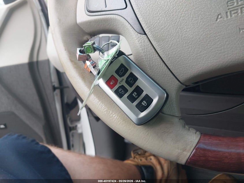 TOYOTA SIENNA 2014 VIN 5TDYK3DC1ES478290