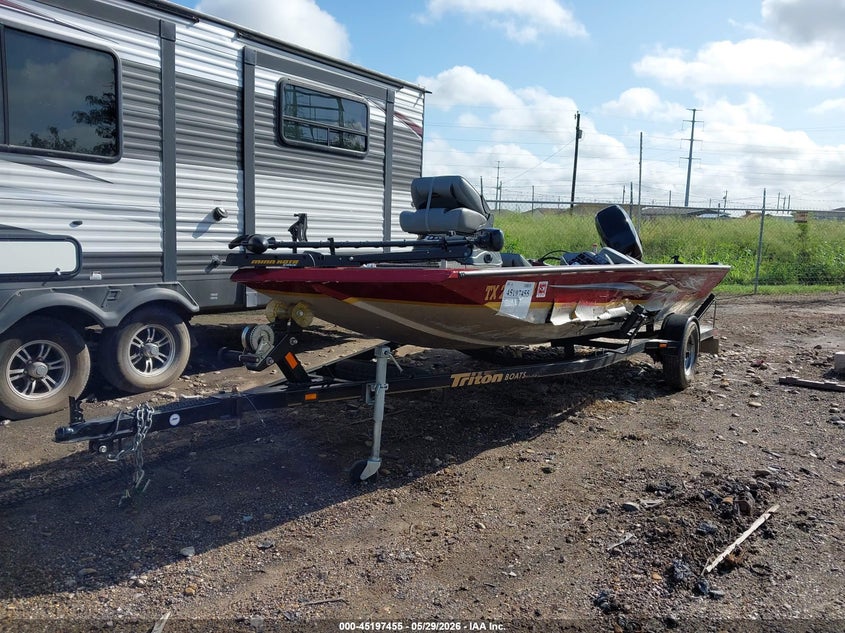 2008 TRITON 17' auction photo 2