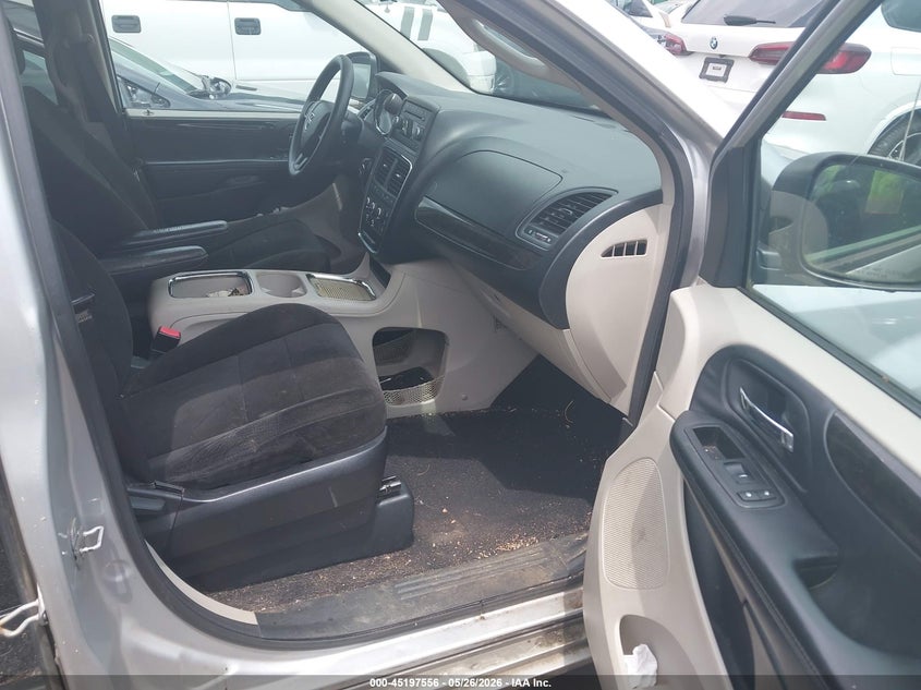 2C4RDGCG0CR340921 2012 Dodge Caravan 3.6 Grand Sxt silver