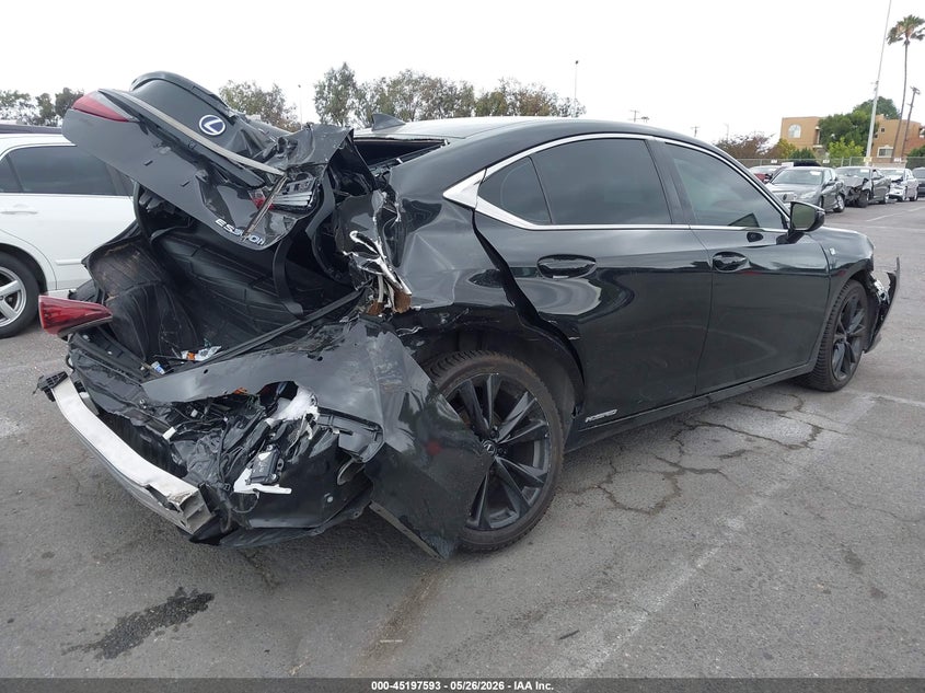 Vin: 58aga1c18nu021771, lot: 45695321, lexus es 300h f sport 20224