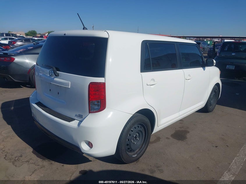 Vin: jtlze4fe4fj082079, lot: 45695340, scion xb 20154