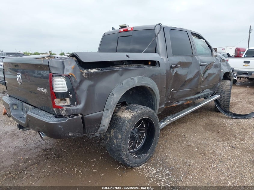 2015 RAM 1500 auction photo 4