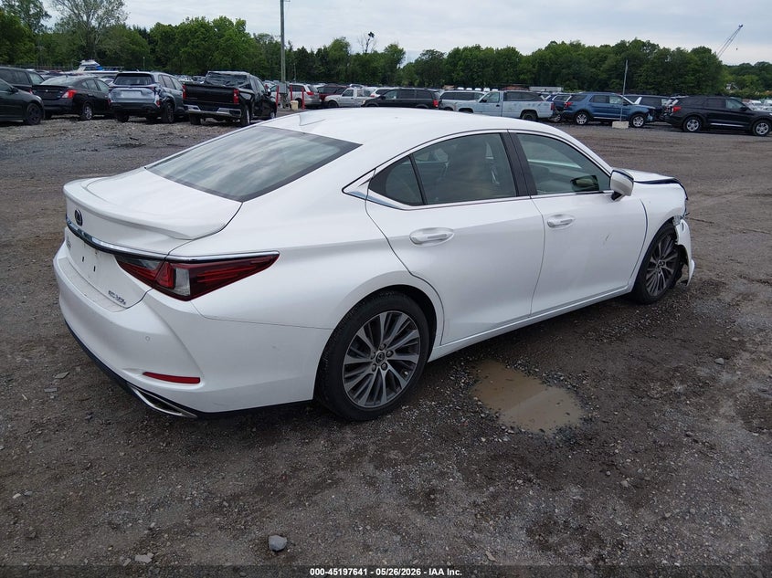 Vin: 58adz1b14mu106697, lot: 45695369, lexus es 350 20214