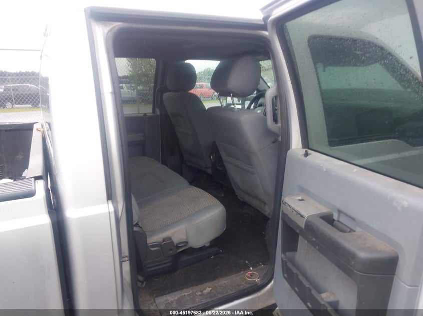 2014 FORD F-250 auction photo 8