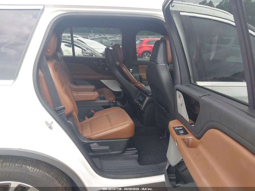 2020 LINCOLN AVIATOR auction photo 8