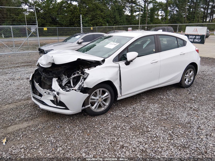 2018 Chevrolet Cruze Lt Auto 3G1BE6SM2JS612023 photo 1