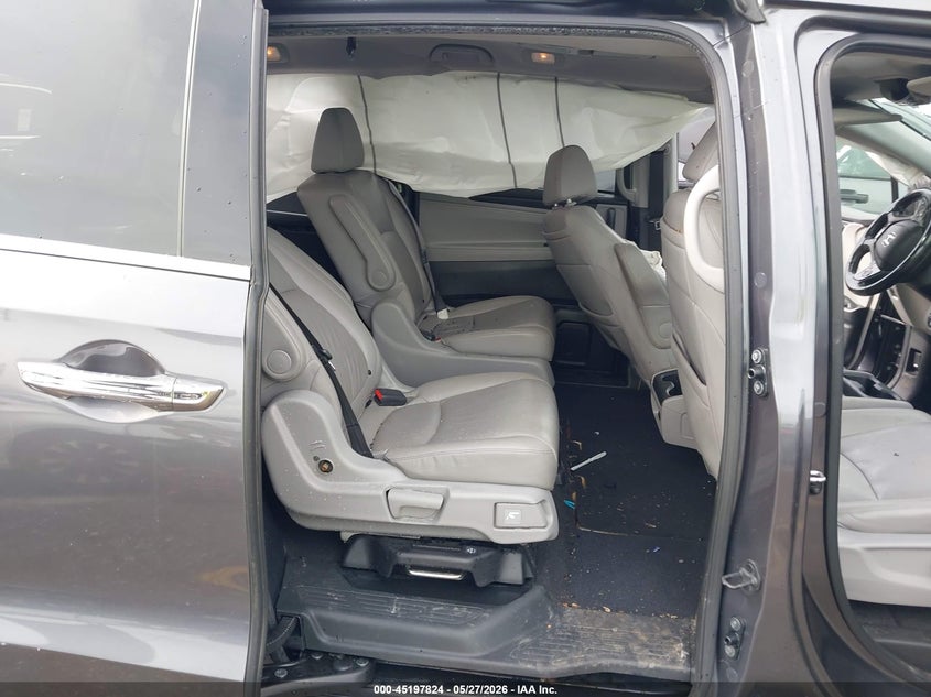 VIN 5FNRL6H96JB057651 2018 HONDA ODYSSEY ELITE